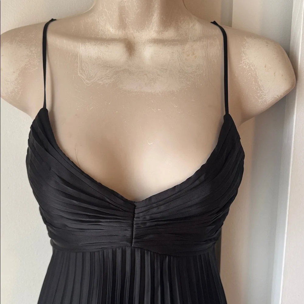 Abercrombie & Fitch Elegant Black Pleated Maxi Dress size XXS